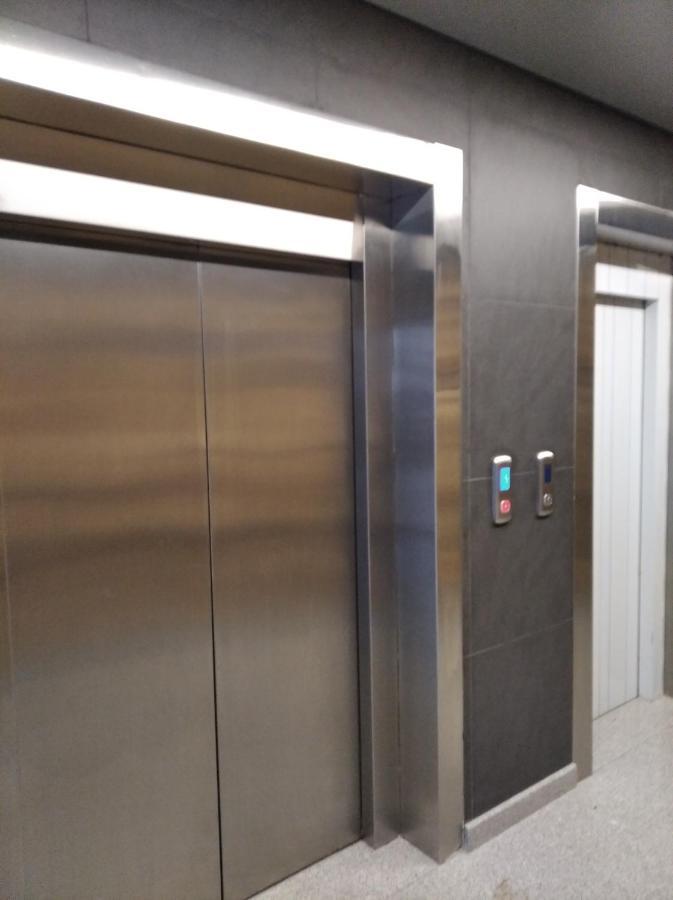 Sky House Exclusive Apartments Chisinau Luaran gambar
